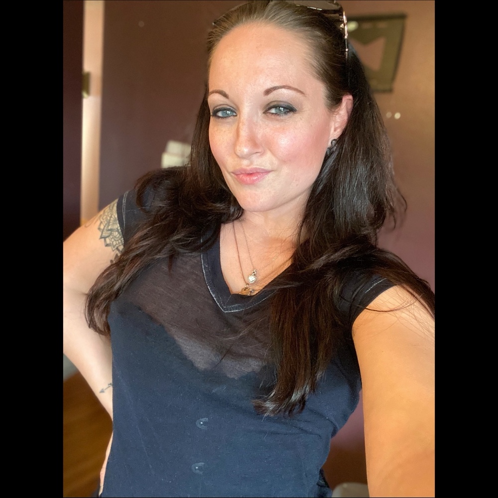 Meet your Posher, Shannon